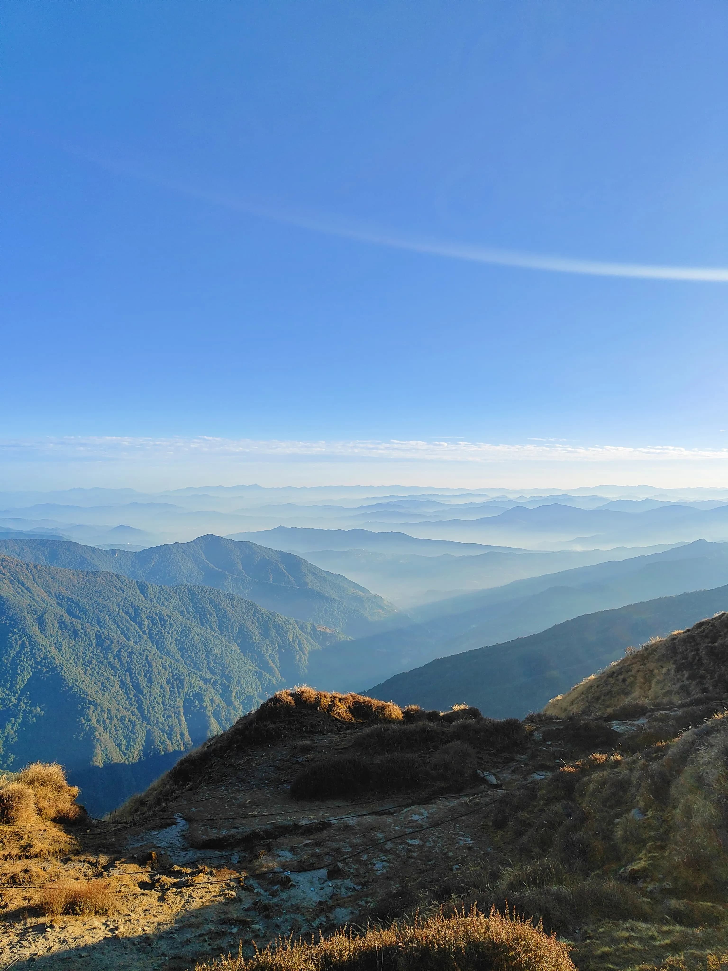 Peaceful Yoga Environment - Why Location Transforms Practice hero banner